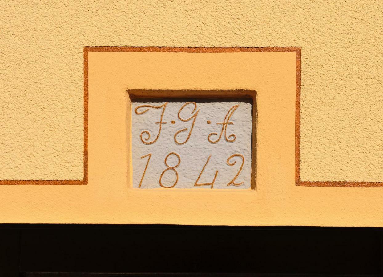 The Old Farmhouse Burgpreppach Buitenkant foto